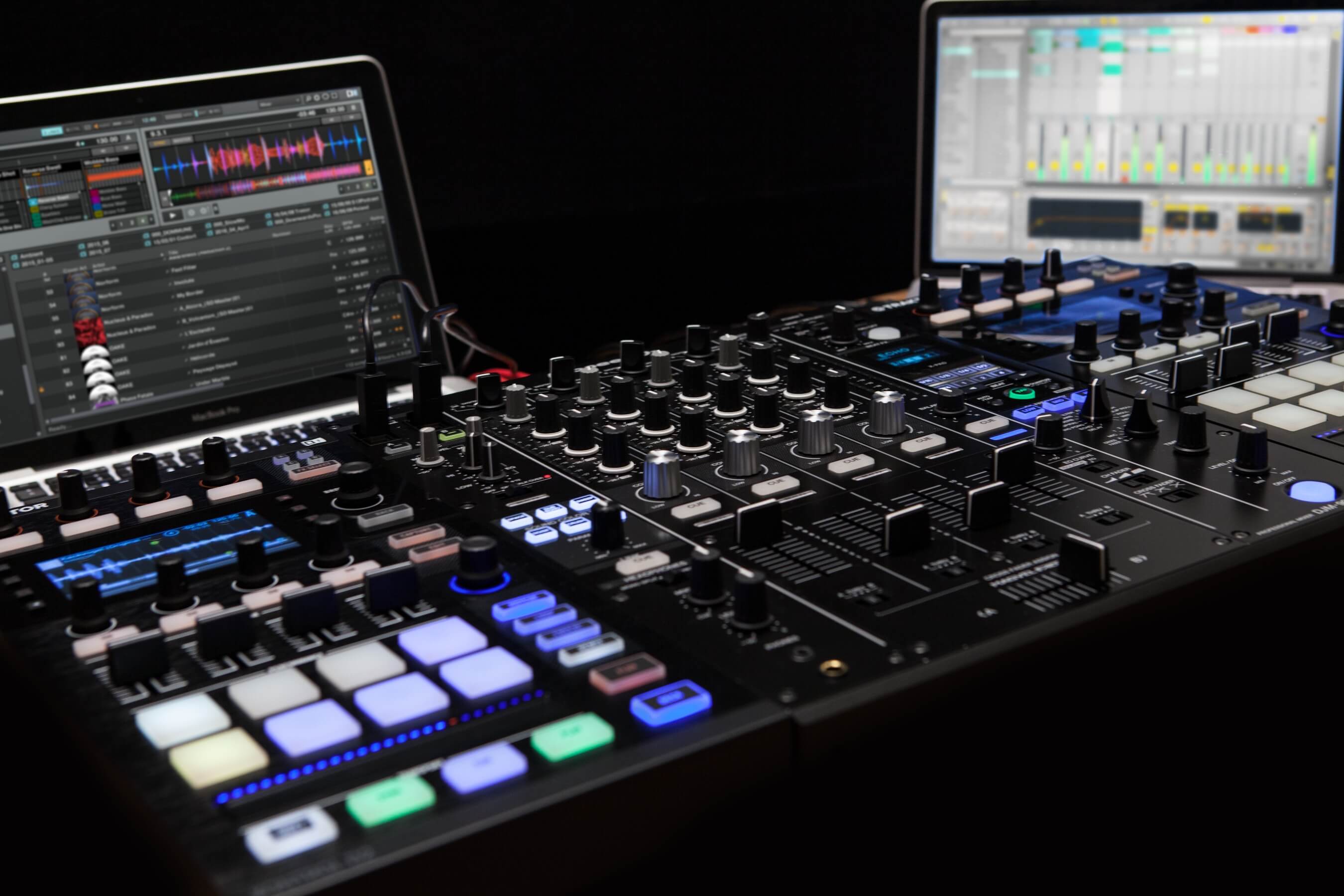download the new for android Native Instruments Traktor Pro Plus 3.10.0