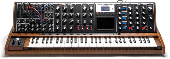 Moog Minimoog Voyager XL