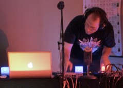 Jeremy dePrisco aka Shivasongster (picture taken during live performance with Explorophonic)