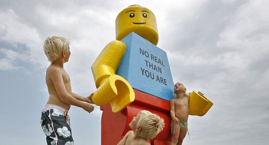 Giant Lego man found at Dutch Zandvoort beach