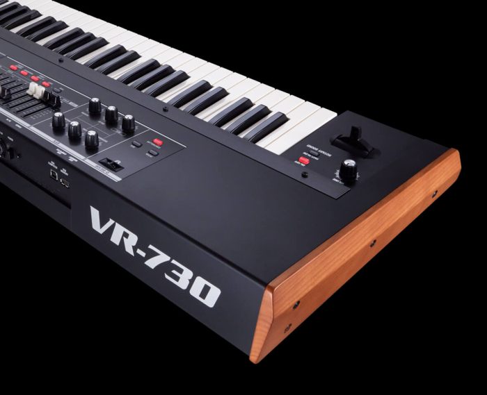 Roland V-Combo VR-730