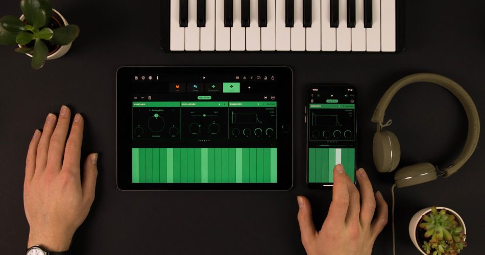 Ampify Groovebox for iOS MiniMon
