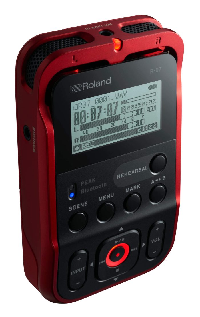 Roland R 07 Red