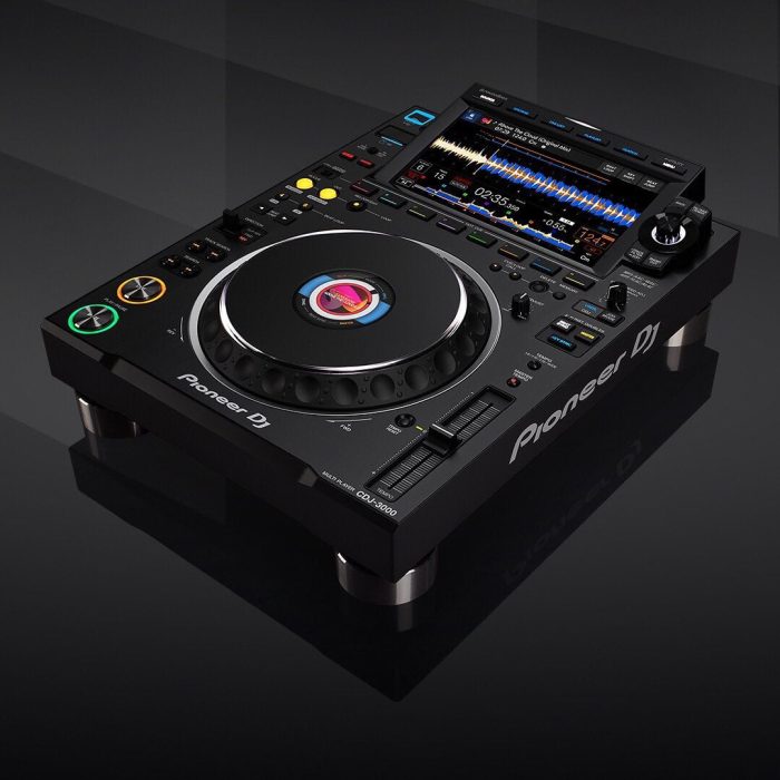 Pioneer CDJ 3000 feat