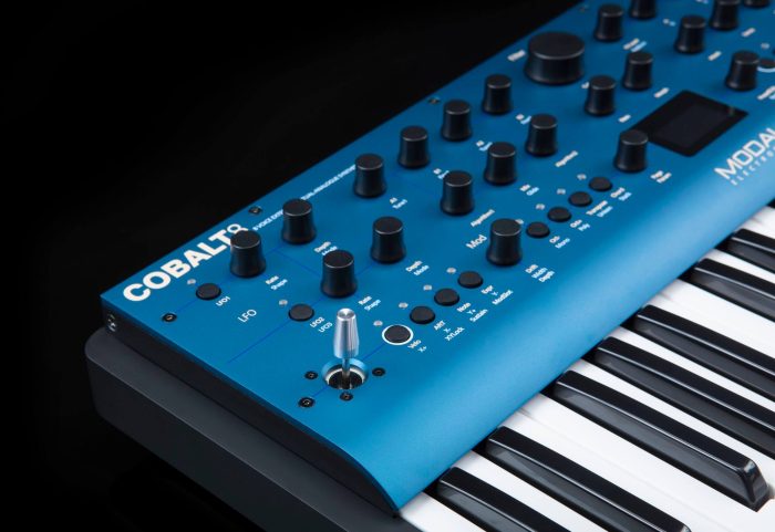 Modal COBALT 8 feat