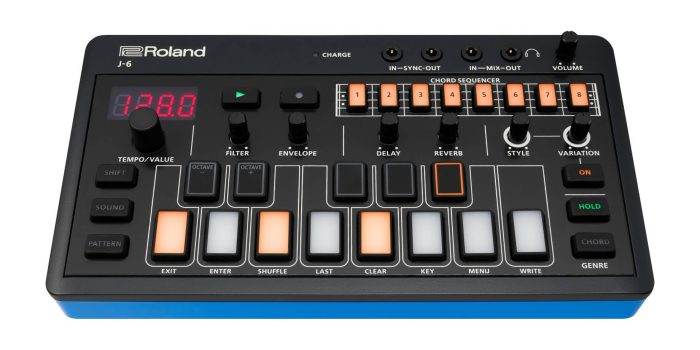 Roland ARIA Compact J 6 Chord Synthesizer