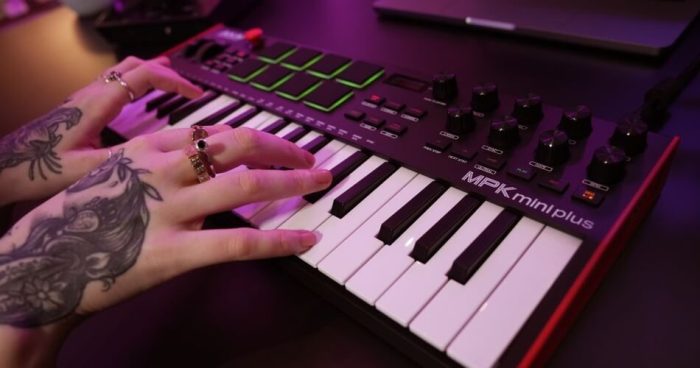 Akai Pro MPK Mini Plus