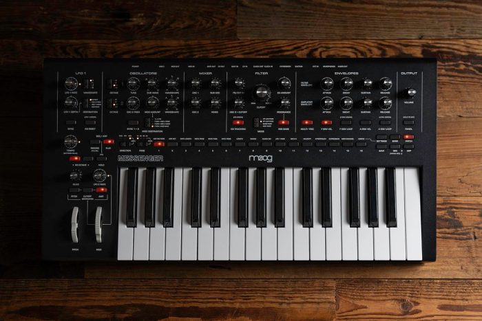 Moog Messenger
