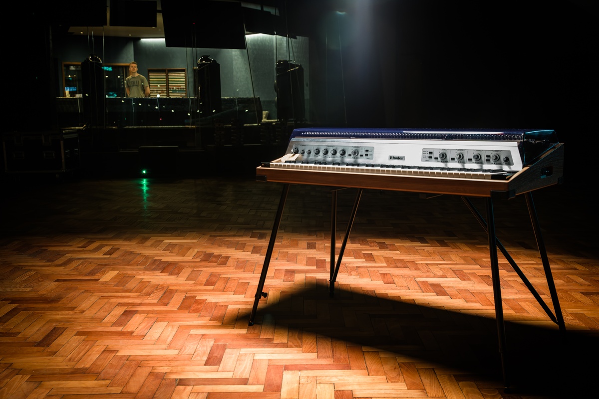 Rhodes MK8 MIDI added to the inventory at legendary UK recording studio