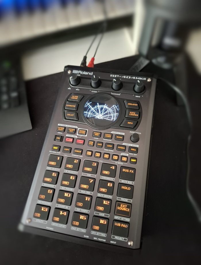Roland SP-404 MKII top
